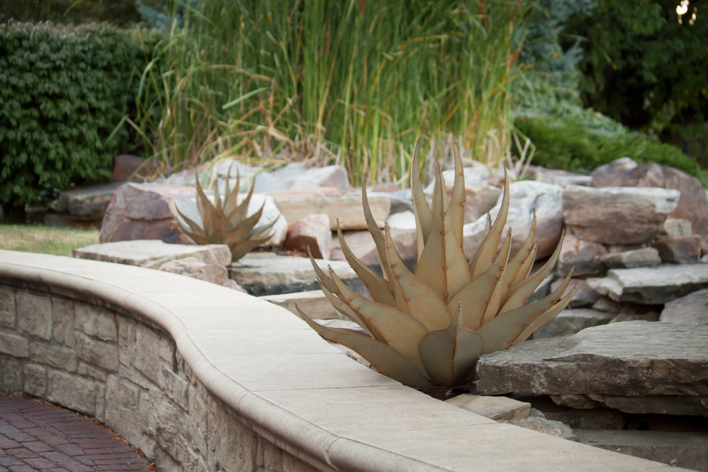 Agave Sharkskin Succulent Metal Yard Art Sculpture - inthegardenandmore.com