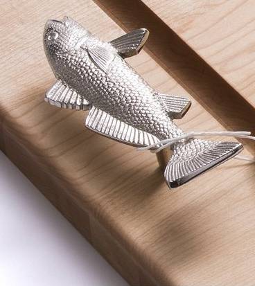 Appetizer Cutting and Carving Board with Decorative Fish Handles 