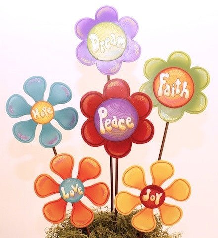 Praise Petal Daisies Metal Garden Stake Statuary/Wall Decor (set of 6) - inthegardenandmore.com