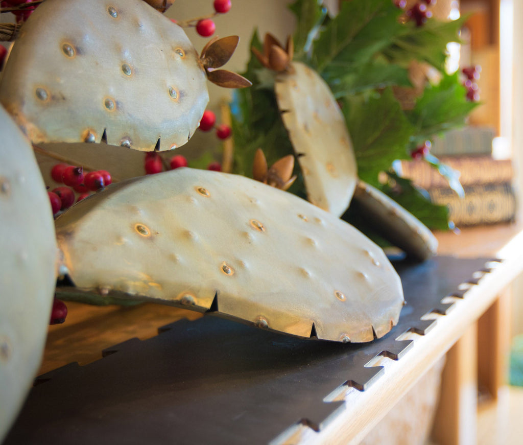 Prickly Pear Cactus Metal Yard Art, Table, Mantle Sculpture - inthegardenandmore.com